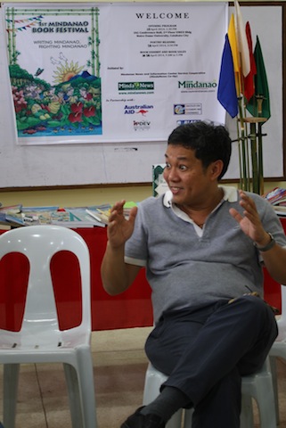 Lawyer Benedicto Bacani gives updates on the Bangsamoro peace process on Thursday, the second day of the Cotabato City leg of the 1st Mindanao Book Festival at the Institute for Autonomy and Governance conference room. MindaNews photo by Gregorio Bueno