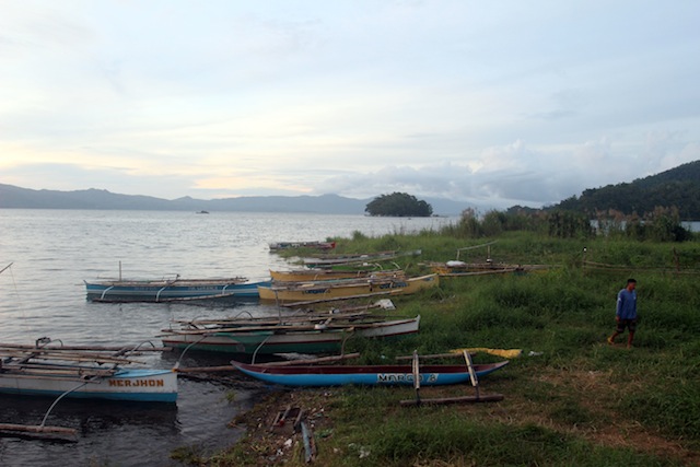 But where are the fisherfolk? Fisherfolk in Barangay San Roque in Kitcharao, Agusan del Norte, hope the incidents of fish kill stop so they can use their boats to go fishing again. MindaNews photo by Roel N. Catoto