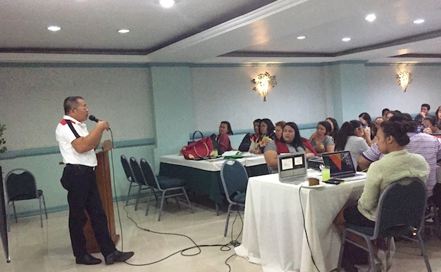 TECH-VOC. TESDA Regional Director Dr. Gaspar Gayona of Region 11 discusses with school administrators of tech-voc institutions from four Mindanao regions essential considerations to curriculum development for TVET Diploma Level 5 on Saturday, June 25, 2016 in Cagayan de Oro City. MindaNews photo by FRENCIE CARREON 