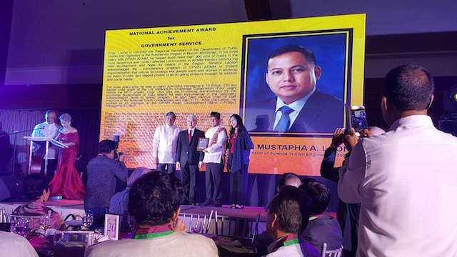 Don Mustapha Loong, DPWH-ARMM Secretary, is National Achievement awardee for Government Service. 